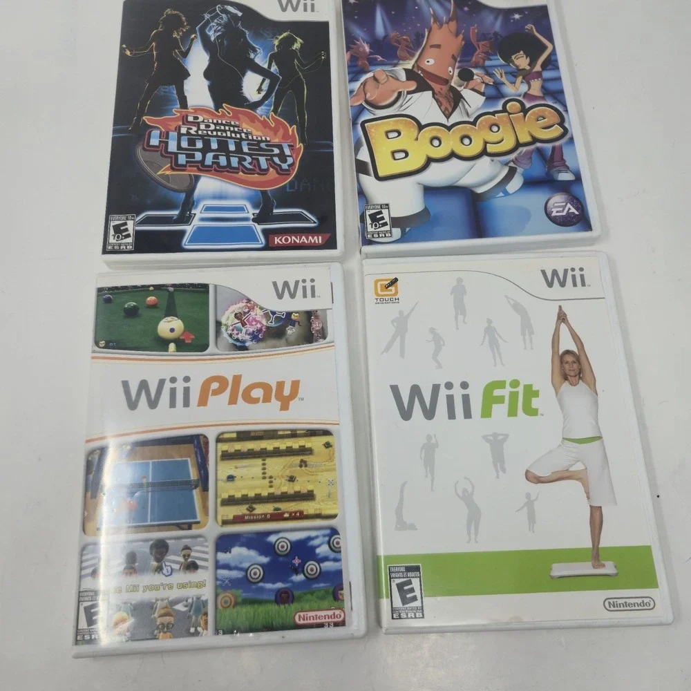 Nintendo Wii Game Lot of 4 - Wii Play, DDR Hottest Party, Boogie, Wii Fit CIB